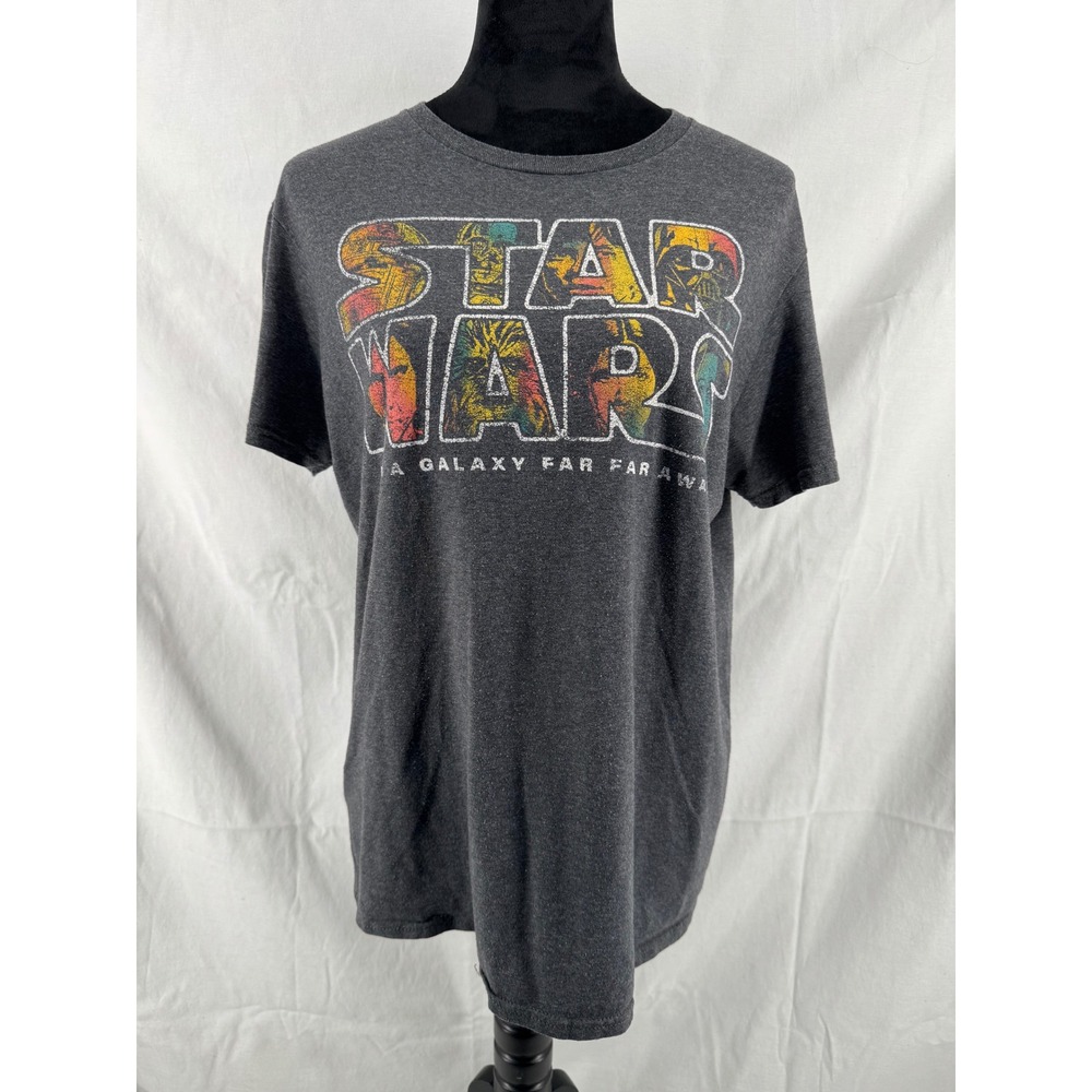 Star Wars Mad Engine Mens Medium Charcoal Gray Graphic T-Shirt Galaxy‎ Far Away